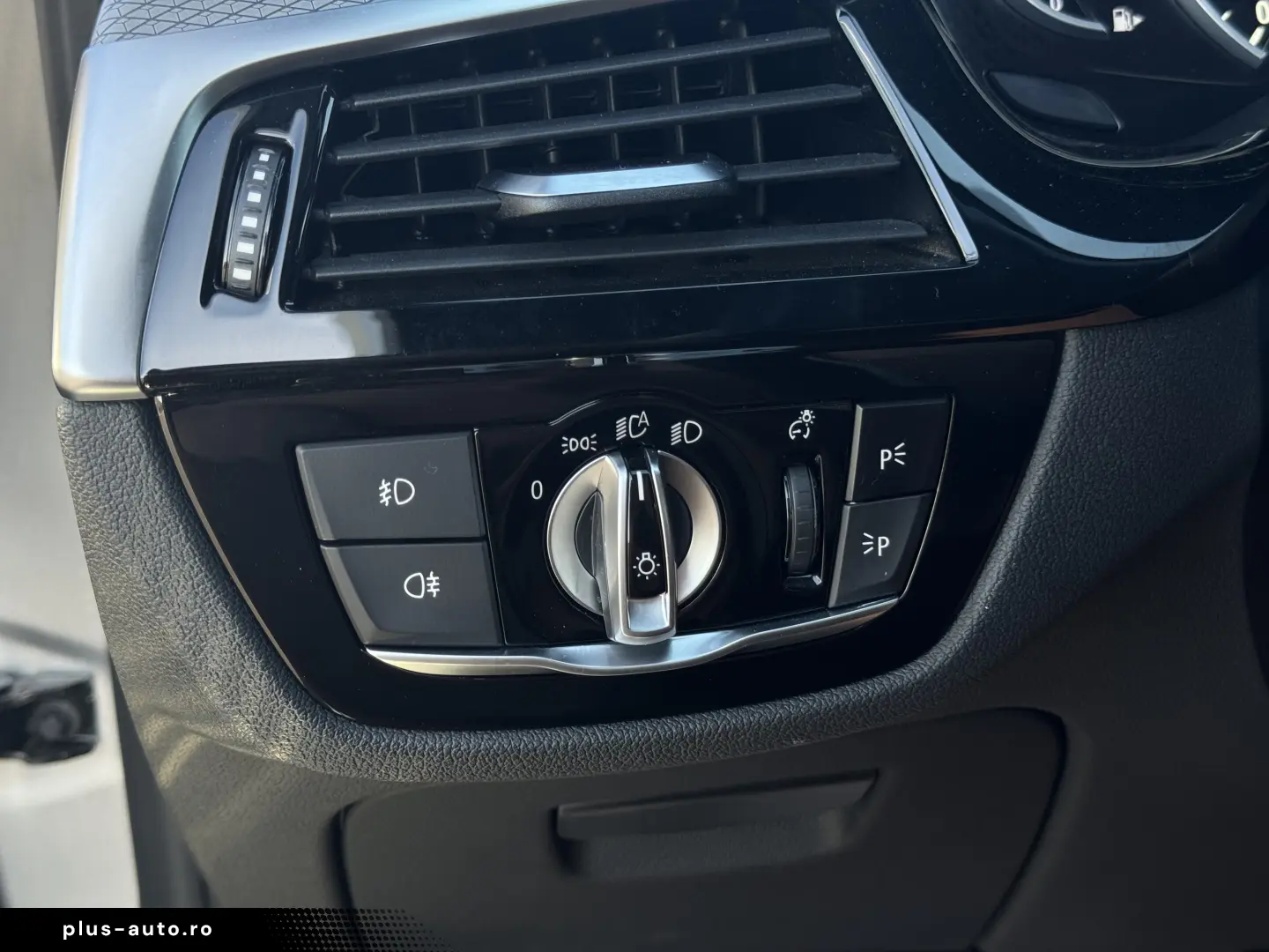 BMW Seria 5 G30 520i