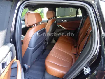 BMW X6 40d M Sport Pro Pano 22 Luft AHK Soft Tartufo