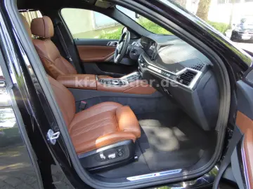 BMW X6 40d M Sport Pro Pano 22 Luft AHK Soft Tartufo
