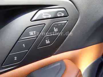 BMW X6 40d M Sport Pro Pano 22 Luft AHK Soft Tartufo