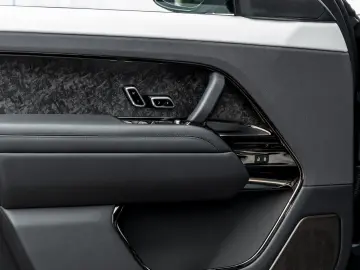 LAND ROVER MANHART SV 800