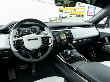 LAND ROVER MANHART SV 800