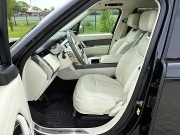 LAND ROVER Range Rover SV P615 LWB  SV Bespoke  Rear TV  23