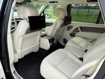 LAND ROVER Range Rover SV P615 LWB  SV Bespoke  Rear TV  23