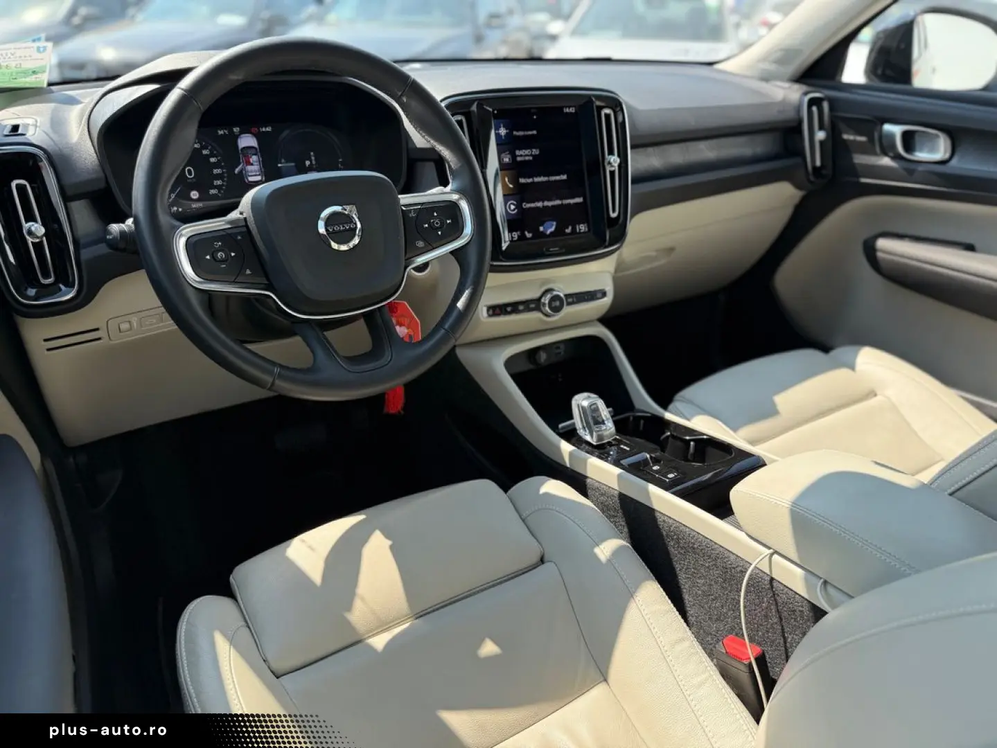 Volvo Xc-40