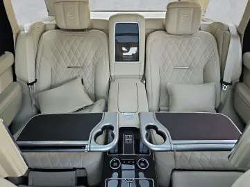 LAND ROVER Range Rover P565 LWB SV SVAutobiography