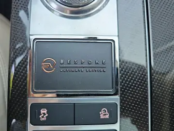 LAND ROVER Range Rover P565 LWB SV SVAutobiography