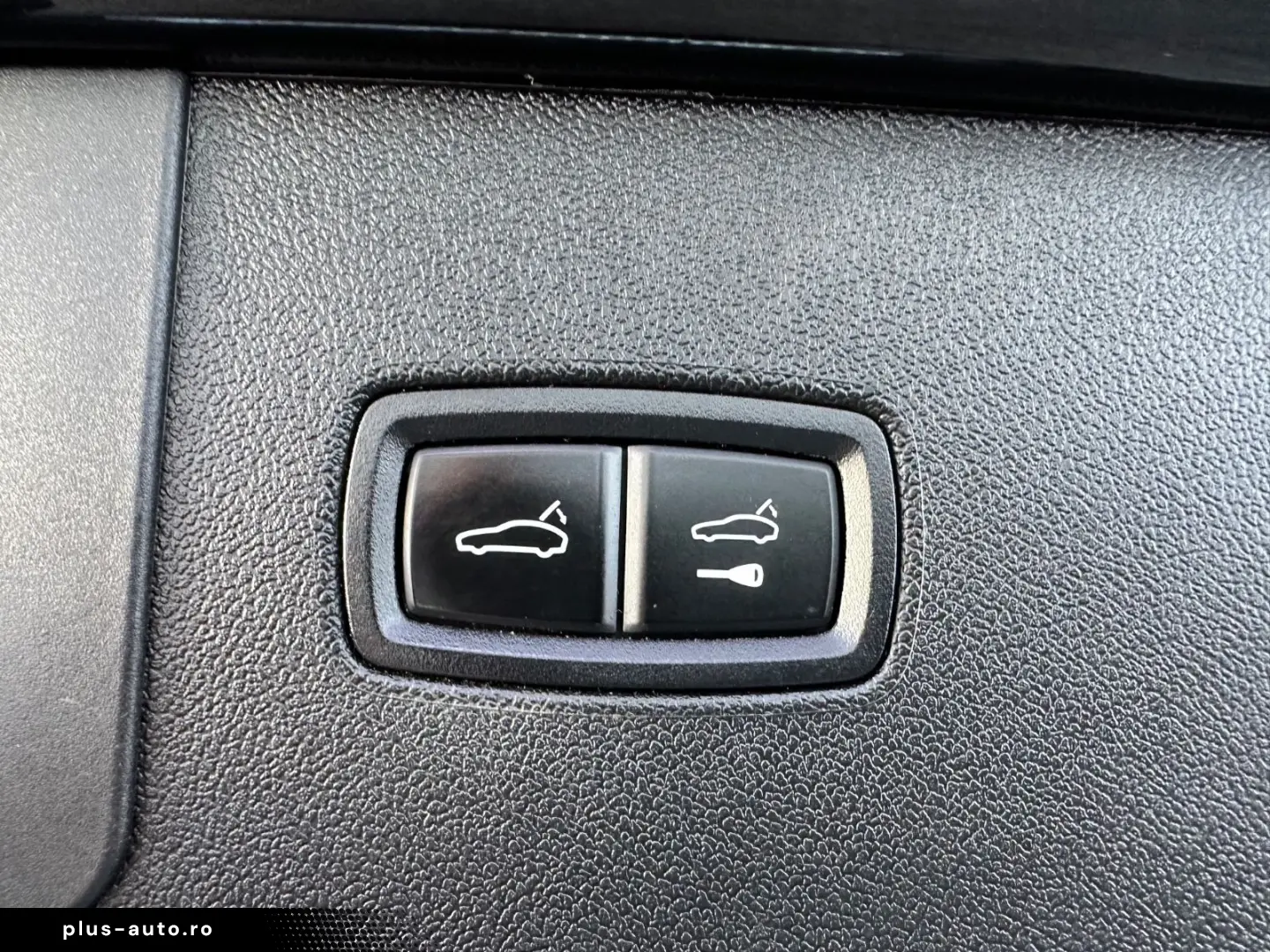 PORSCHE Cayenne E-Hybrid Platinum Edition