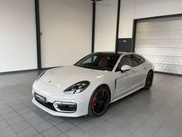 Porsche Panamera 4.0 GTS 360  LED Sport-Chrono