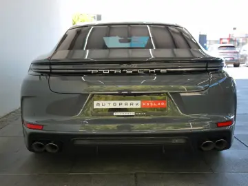 Porsche Panamera 4 S E-Hybrid MEGA-SPEC PCCB BURMESTER