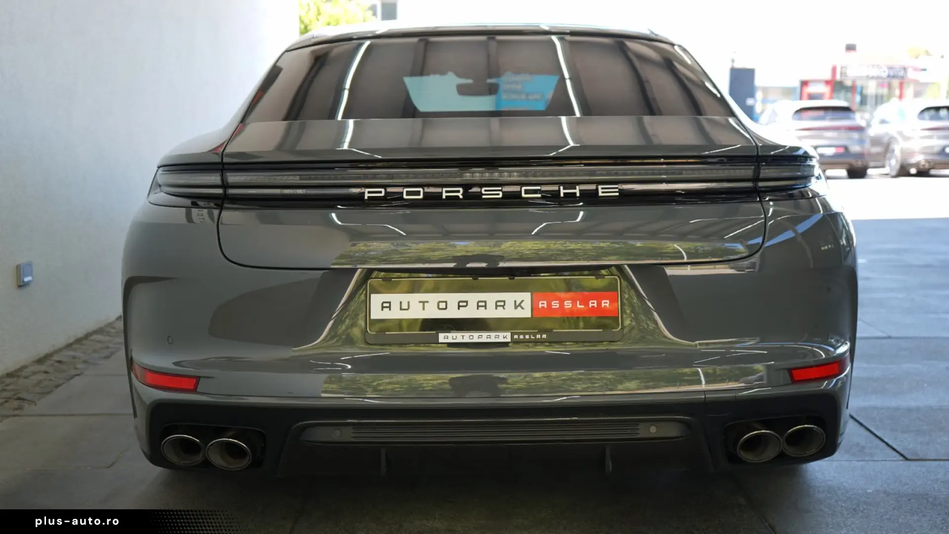 Porsche Panamera 4 S E-Hybrid MEGA-SPEC PCCB BURMESTER