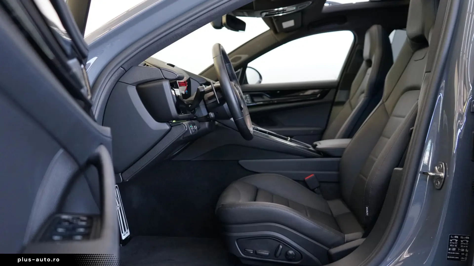 Porsche Panamera 4 S E-Hybrid MEGA-SPEC PCCB BURMESTER