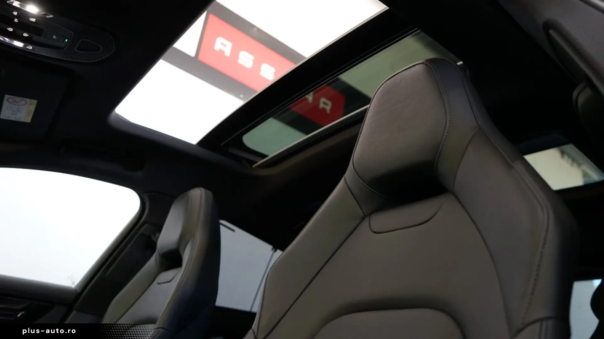 Porsche Panamera 4 S E-Hybrid MEGA-SPEC PCCB BURMESTER