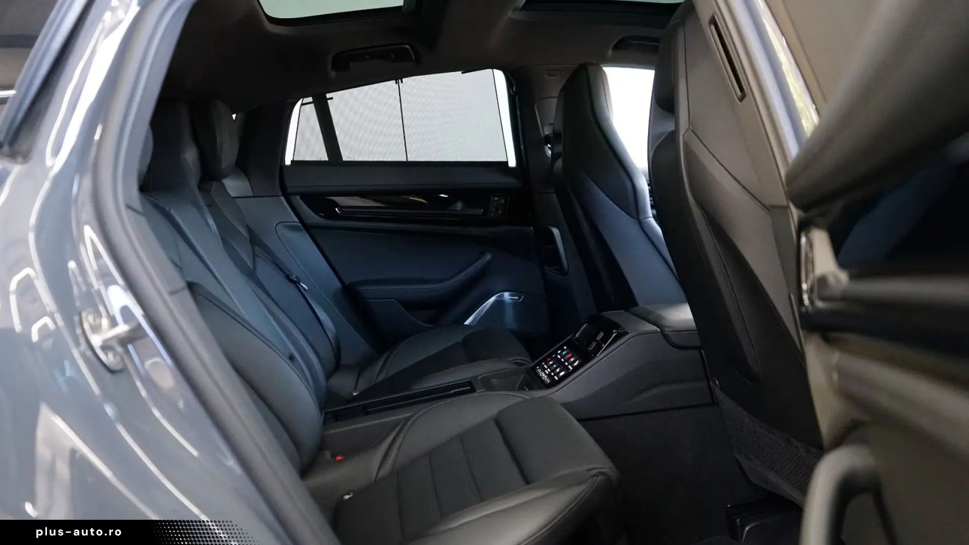 Porsche Panamera 4 S E-Hybrid MEGA-SPEC PCCB BURMESTER