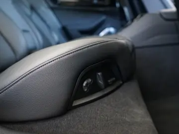 Porsche Panamera 4 S E-Hybrid MEGA-SPEC PCCB BURMESTER