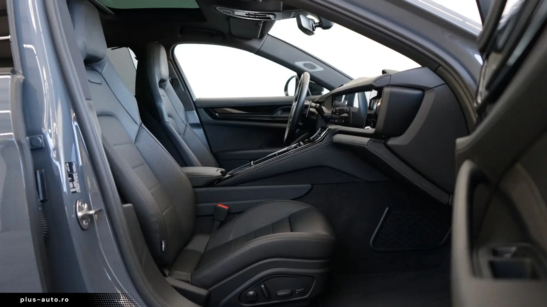 Porsche Panamera 4 S E-Hybrid MEGA-SPEC PCCB BURMESTER