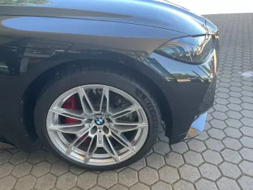BMW M3 Competition Touring xDrive Blue Interior