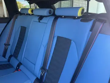 BMW M3 Competition Touring xDrive Blue Interior