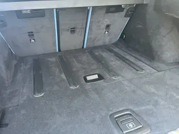 BMW M3 Competition Touring xDrive Blue Interior