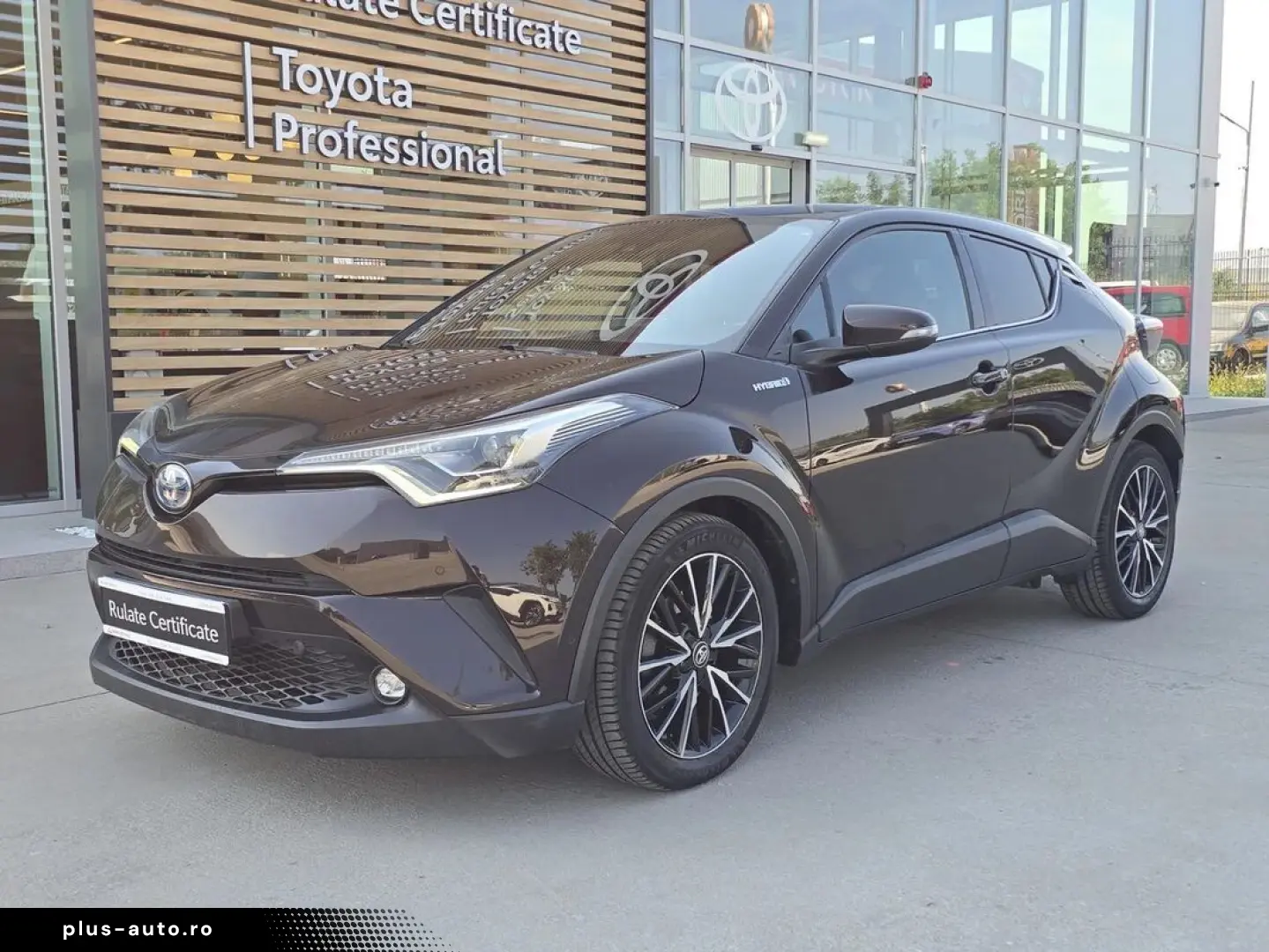 Toyota C-HR Hybrid 1.8 C-Lassy