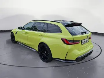 BMW M3 Competition xDrive Touring Carbon Seats