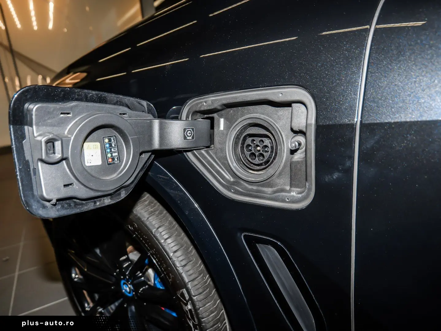 BMW X5 xDrive45e M Sport HUD PANO ACC NAVI LED DAB