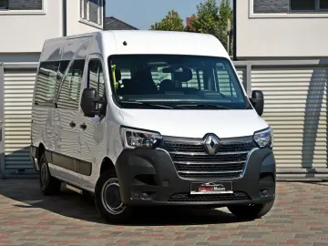 Renault Master 8 1   L3h2   Lift pentru scaune cu rotile
