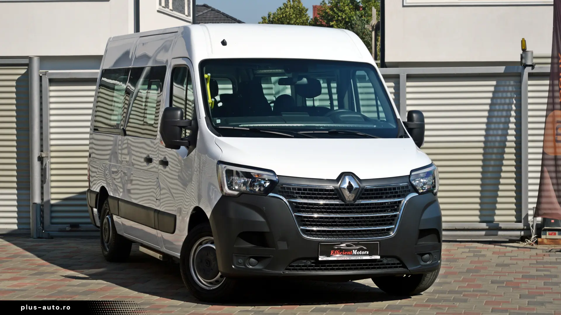 Renault Master 8 1   L3h2   Lift pentru scaune cu rotile