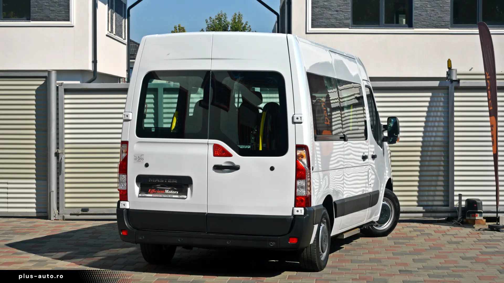Renault Master 8 1   L3h2   Lift pentru scaune cu rotile