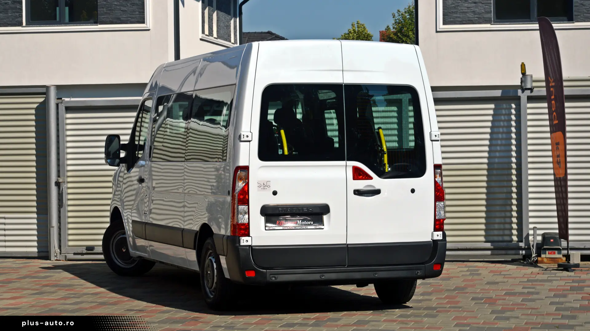 Renault Master 8 1   L3h2   Lift pentru scaune cu rotile