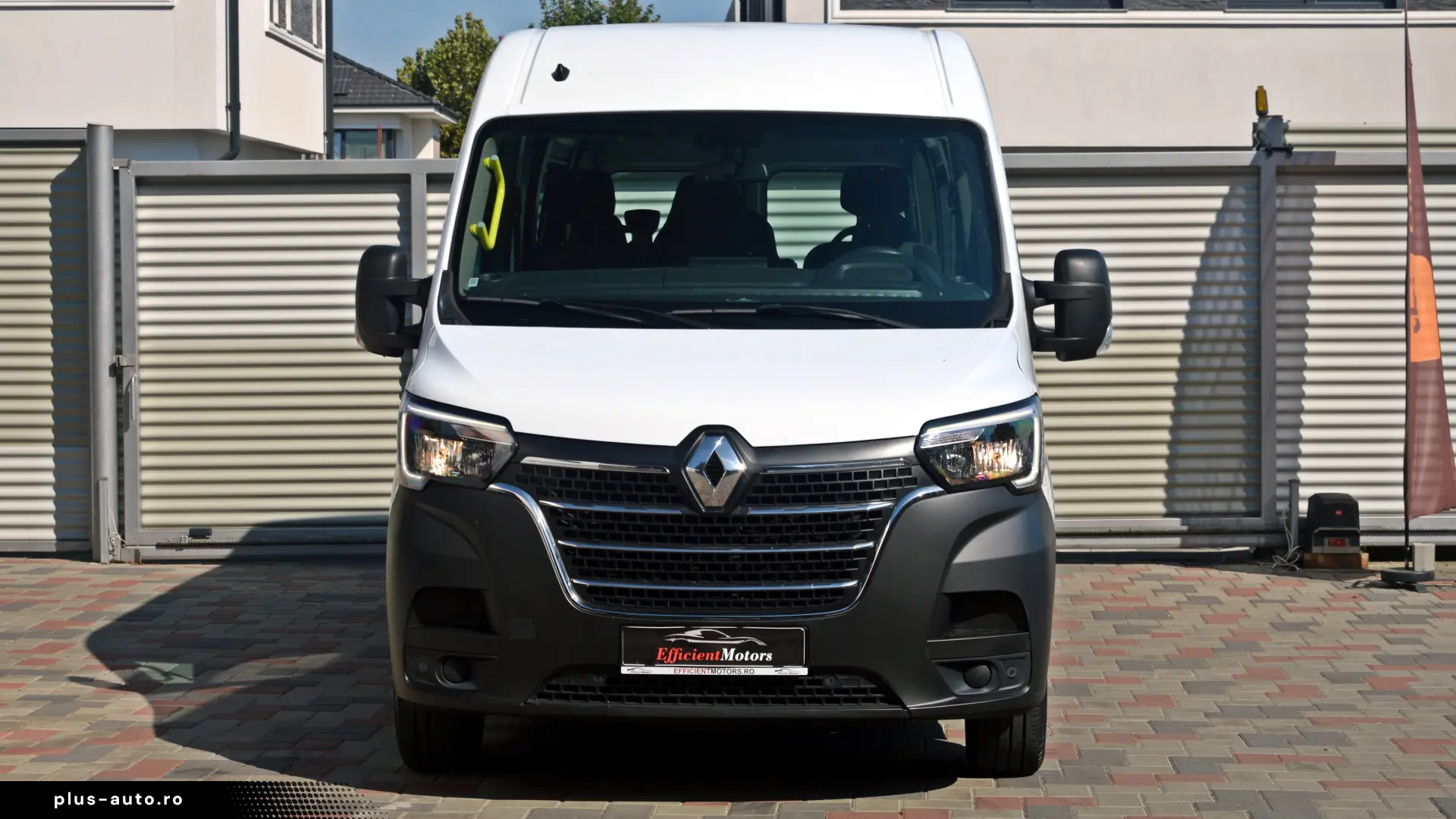 Renault Master 8 1   L3h2   Lift pentru scaune cu rotile