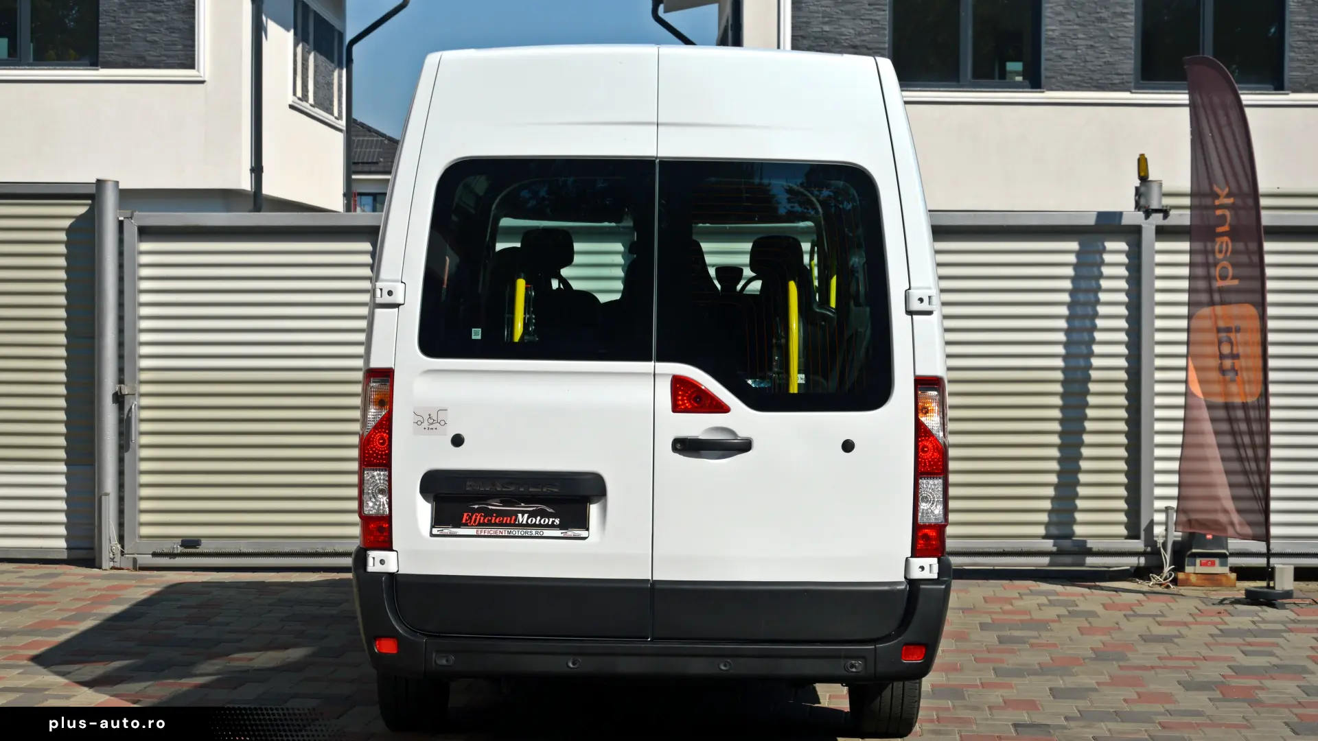 Renault Master 8 1   L3h2   Lift pentru scaune cu rotile