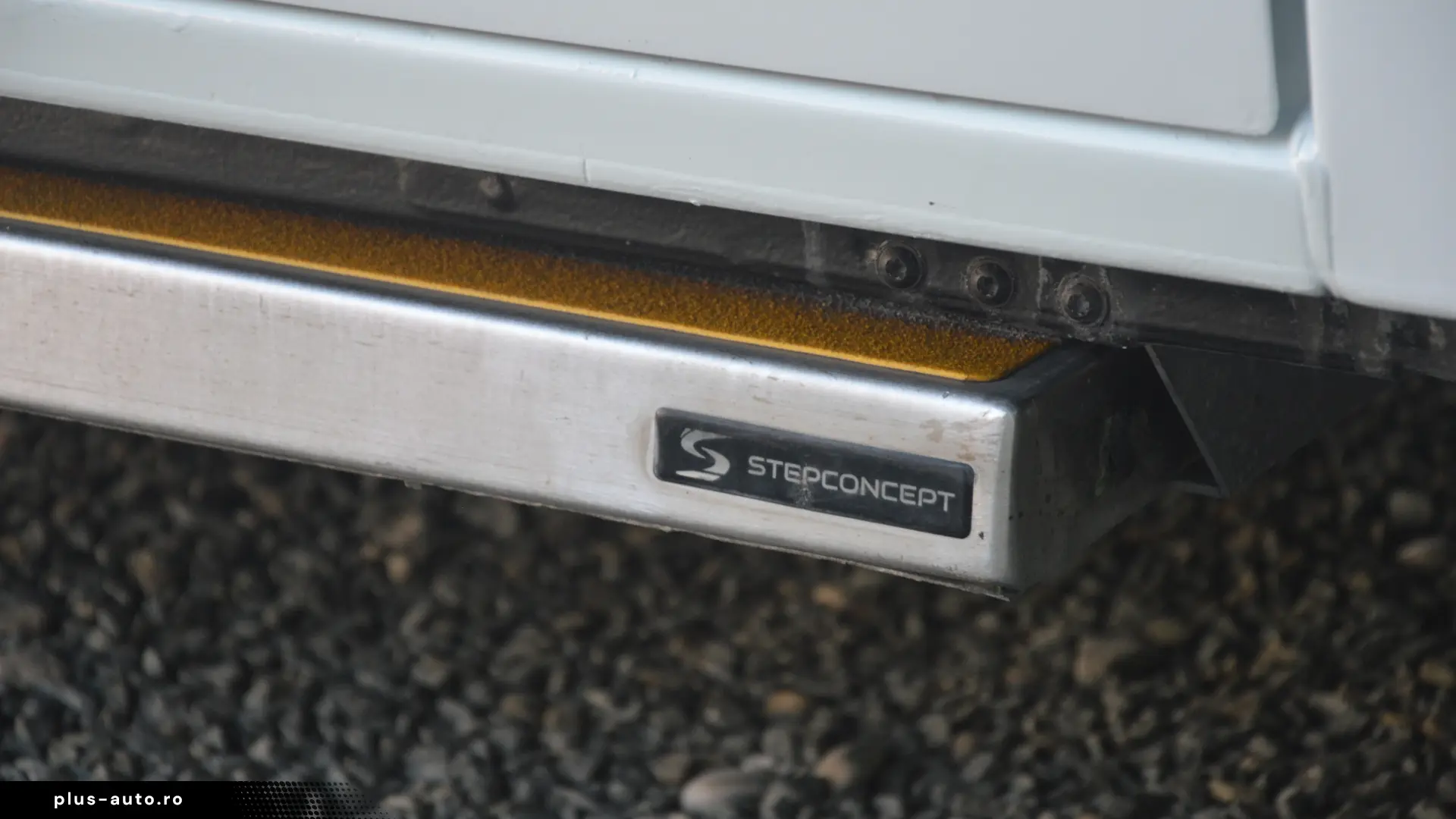 Renault Master 8 1   L3h2   Lift pentru scaune cu rotile