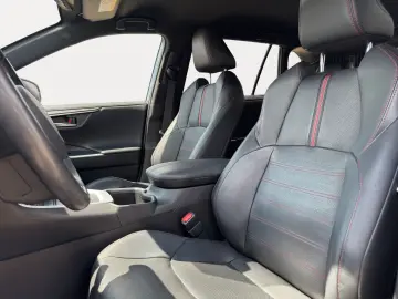 TOYOTA RAV 4 RAV4 Plug-in Hybrid 4x4  Style-Techn.-P.