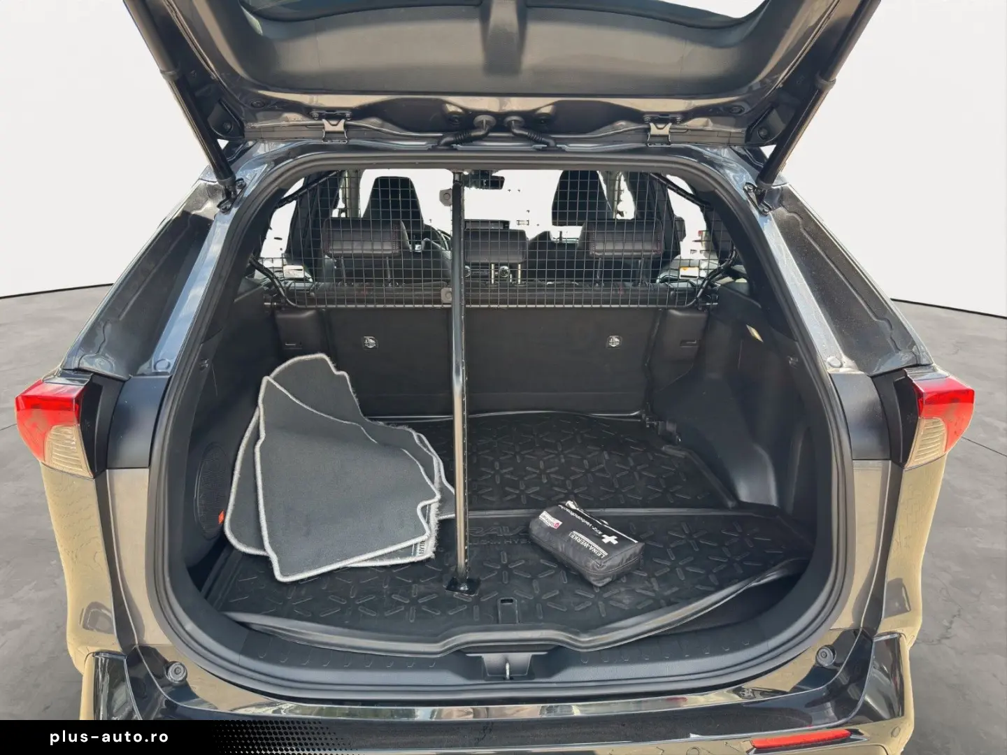 TOYOTA RAV 4 RAV4 Plug-in Hybrid 4x4  Style-Techn.-P.