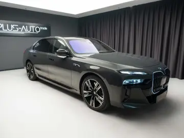 BMW M760