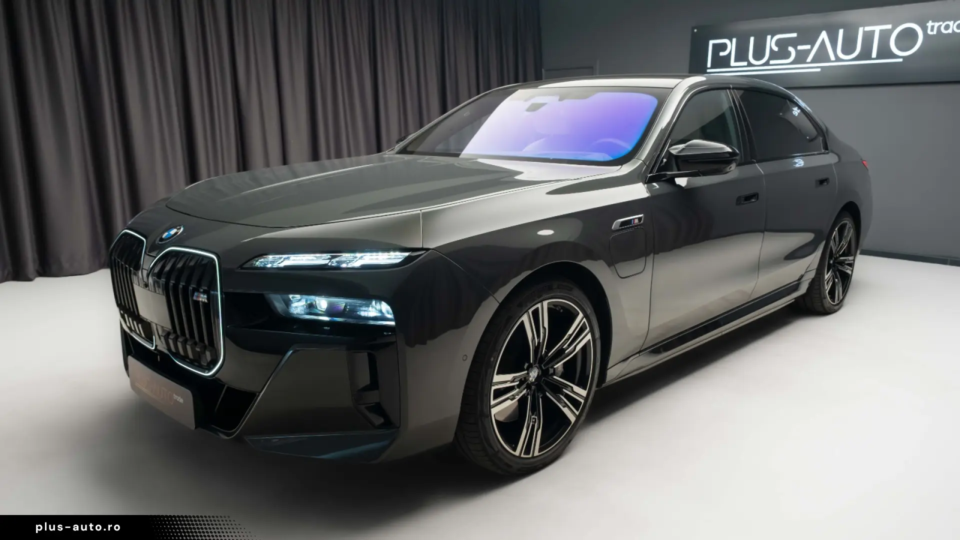 BMW M760