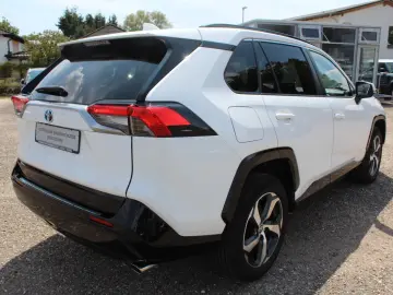 TOYOTA RAV 4 Plug-in Hybrid  4x4 LED ACC Park-Assistent