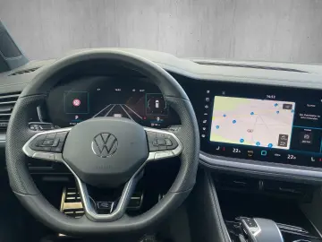 VW Touareg 3.0TDI V6 4Motion R-Line PANO NAVI ACC