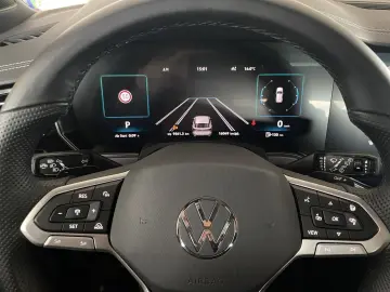 VW Touareg 3.0TDI V6 4Motion R-Line PANO NAVI ACC