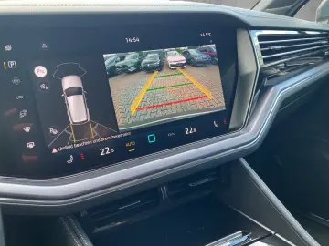 VW Touareg 3.0TDI V6 4Motion R-Line PANO NAVI ACC
