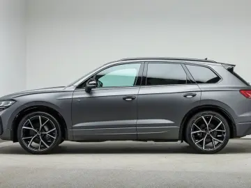 VW Touareg 3.0 TDI 4M DSG R-LINE BLACK-STYLE IQ.LIG