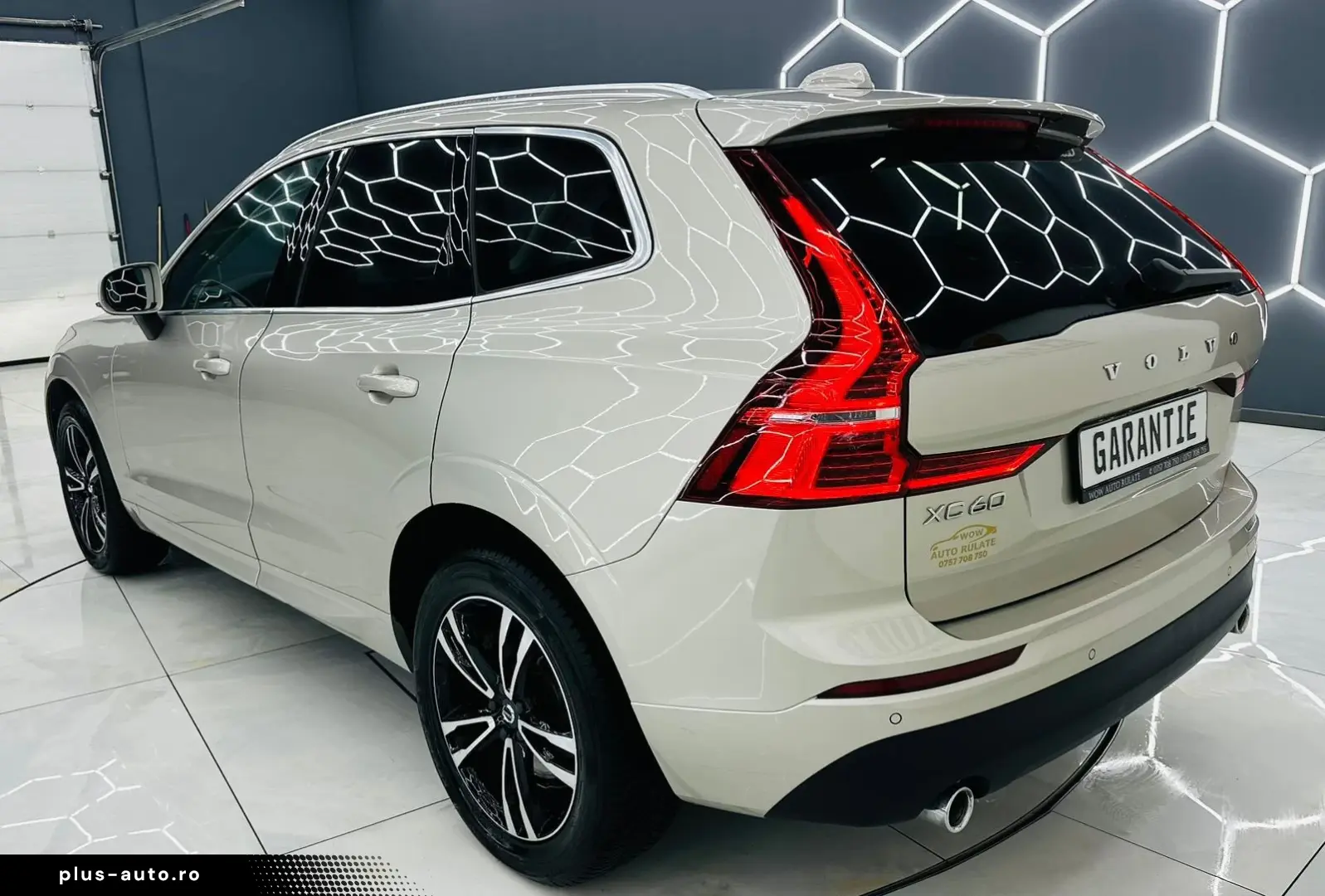 VOLVO XC60 2017 — imagine 4