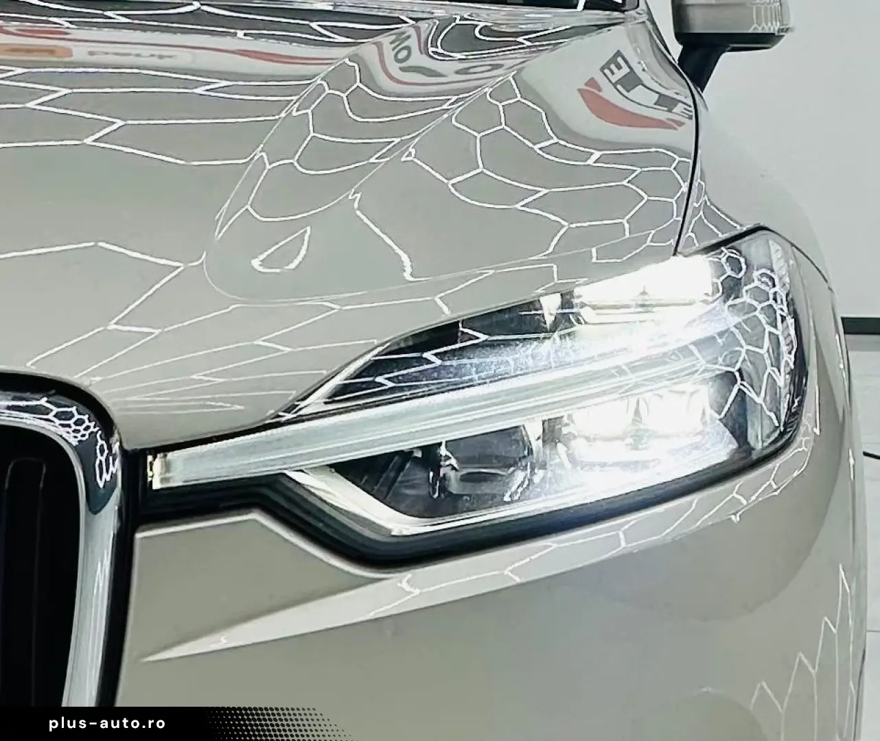 VOLVO XC60 2017 — imagine 9
