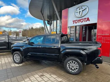 TOYOTA Tacoma  Hilux Limited Hybrid