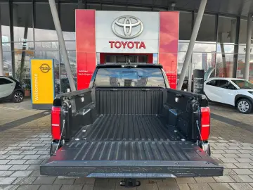 TOYOTA Tacoma  Hilux Limited Hybrid