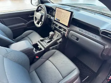 TOYOTA Tacoma  Hilux Limited Hybrid