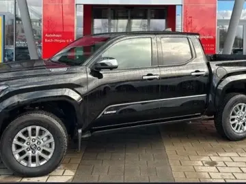 TOYOTA Tacoma  Hilux Limited Hybrid