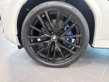 BMW X6 xDrive40d M Sport Pro PANO ACC Iconic Glow