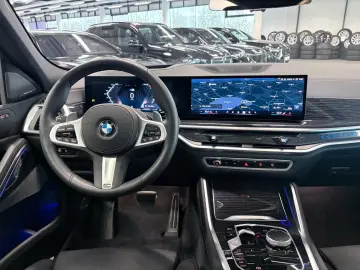BMW X6 xDrive40d M Sport Pro PANO ACC Iconic Glow